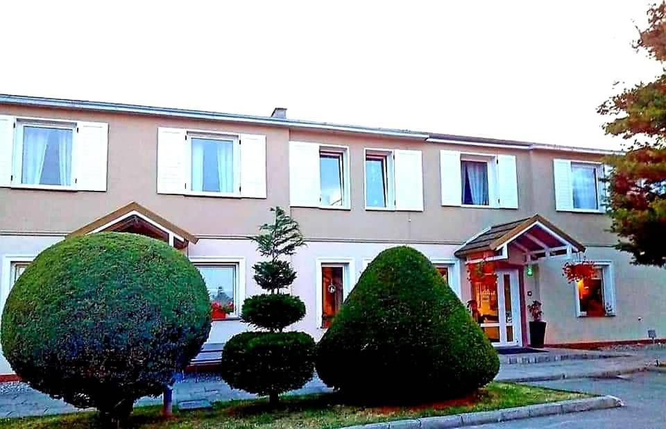 Hotel I Restauracja Abis Bystrzyca Kłodzka Exteriér fotografie